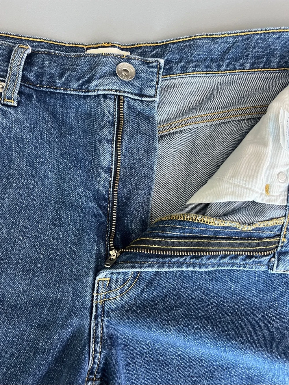 NWOT Everlane THE OG BAGGY JEAN SHORT in Medium Blue Size 28